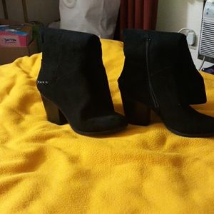 Dress boots